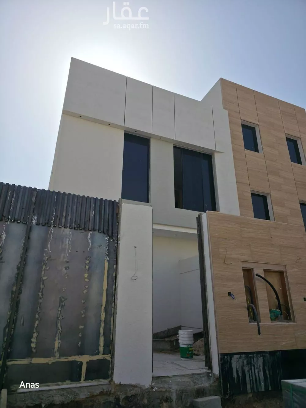 3 bedroom floor in King Faisal 3