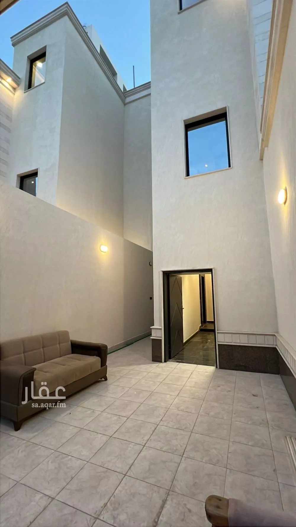 3 bedroom floor in Badr 5