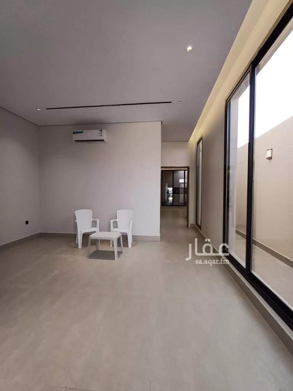 5 bedroom floor in Al Janadriyah 6
