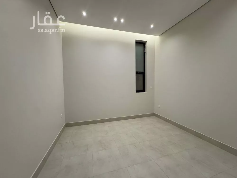 3 bedroom floor in Al Aridh 12