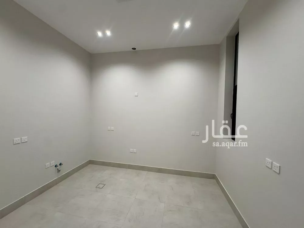 3 bedroom floor in Al Aridh 6