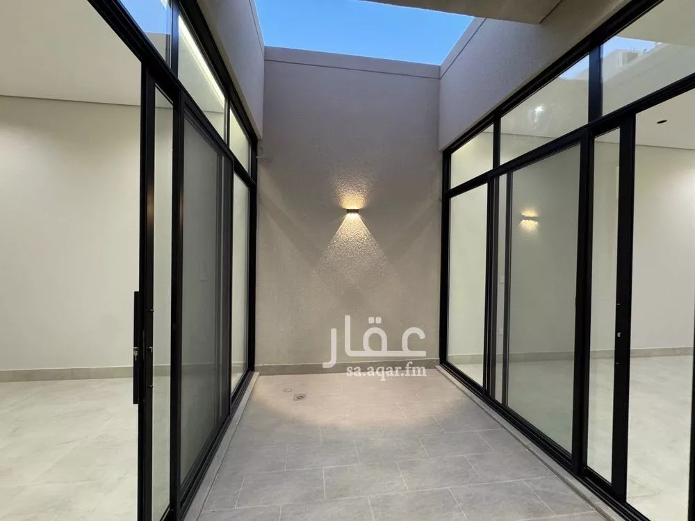 3 bedroom floor in Al Aridh 10