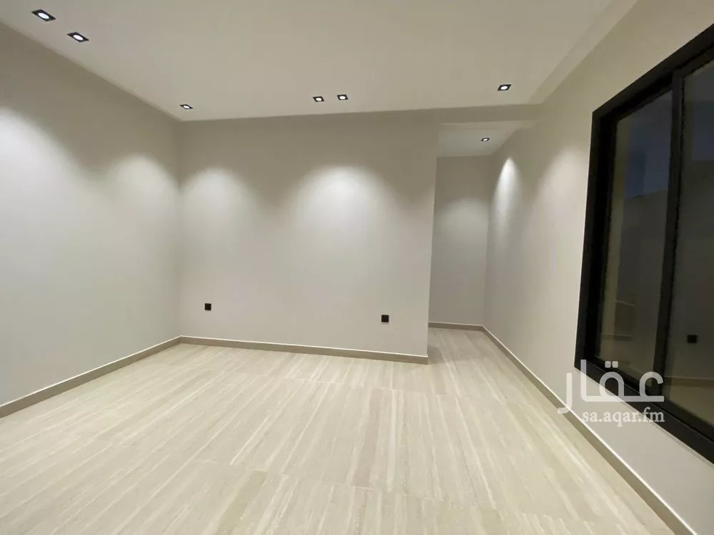 دور 4 غرف في عكاظ 12