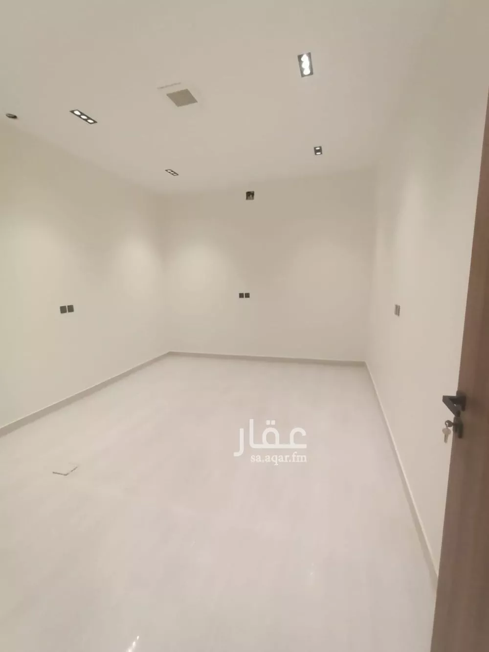 3 bedroom floor in Tuwaiq 5