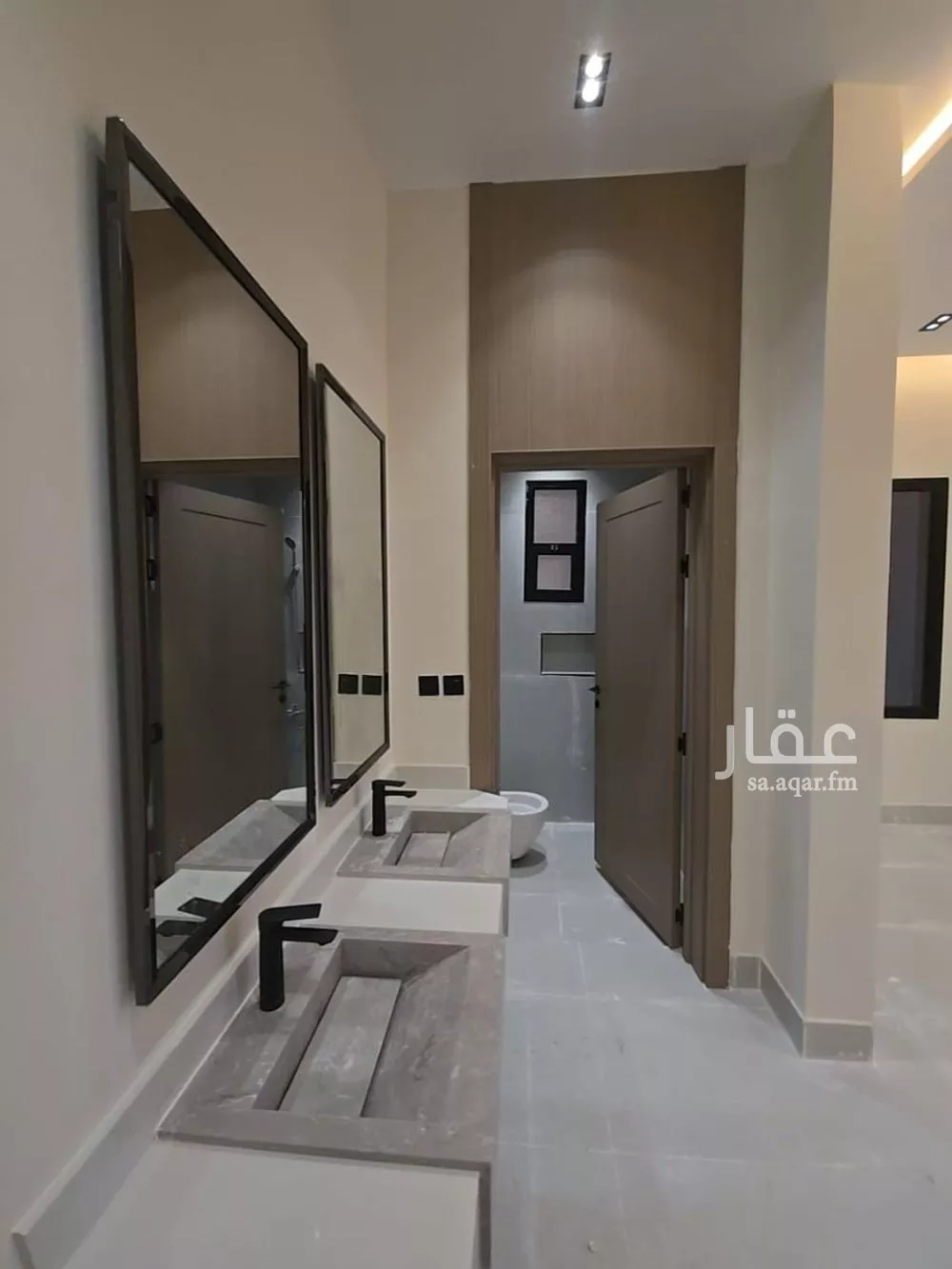 دور 7 غرف في الشرق 20