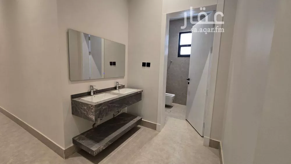 4 bedroom floor in Al Maizilah 13
