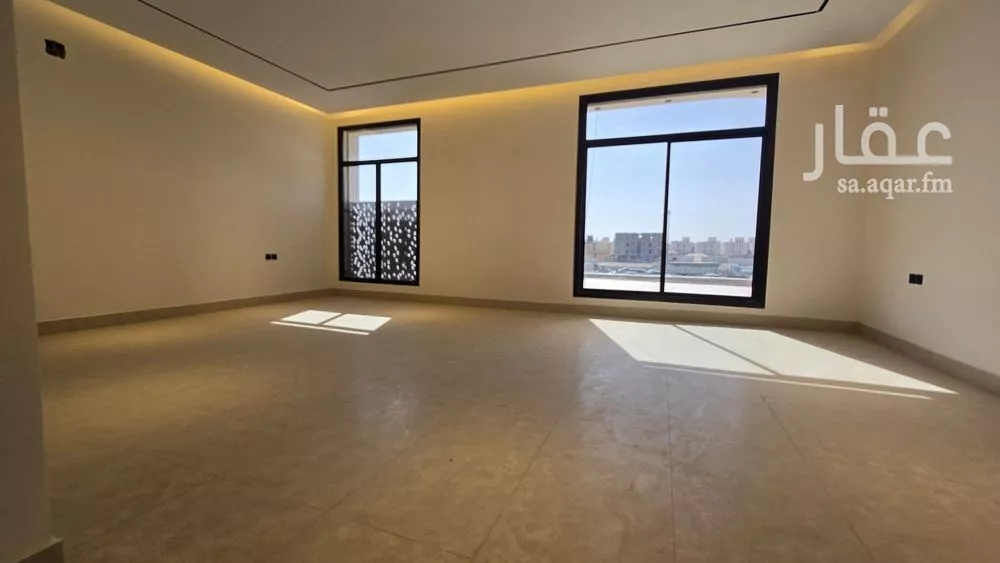 4 bedroom floor in Al Maizilah 14