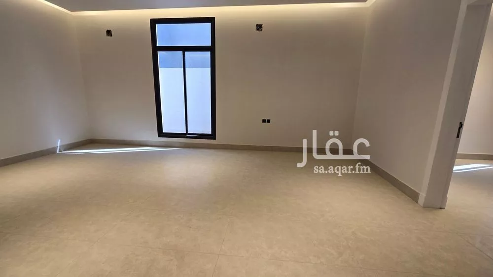 4 bedroom floor in Al Maizilah 15