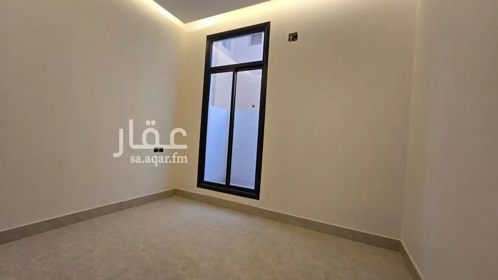 4 bedroom floor in Al Maizilah 16