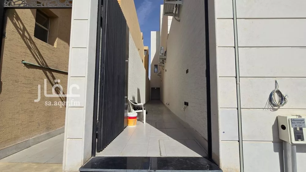 4 bedroom floor in Al Maizilah 22