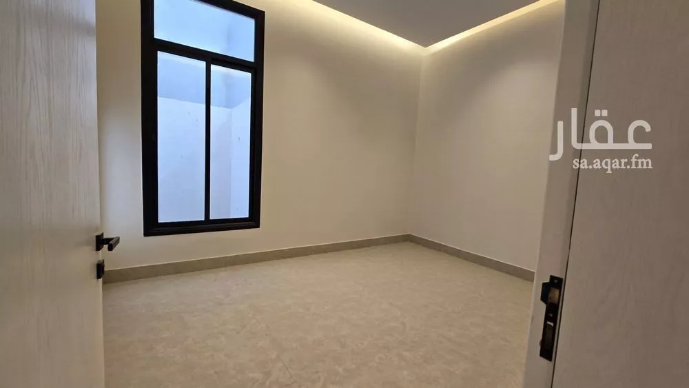 4 bedroom floor in Al Maizilah 6