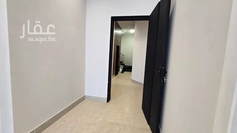 4 bedroom floor in Al Maizilah 10