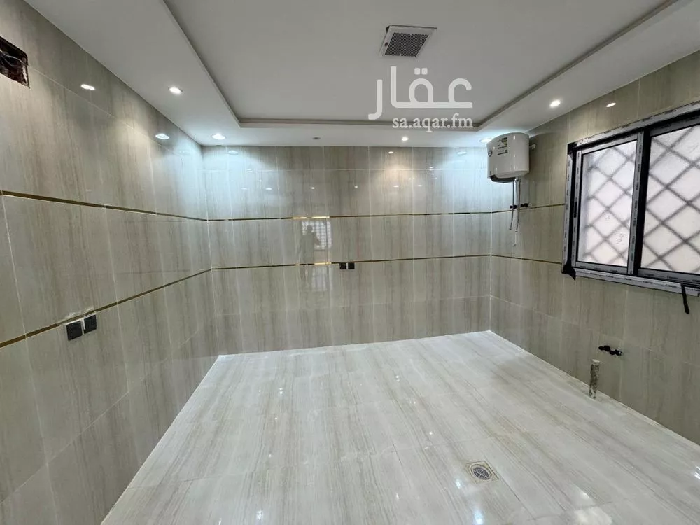 دور 4 غرف في طيبة 7