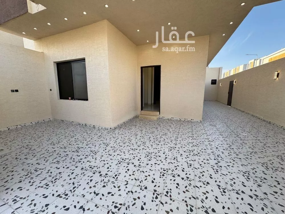 3 bedroom floor in Taibah 3
