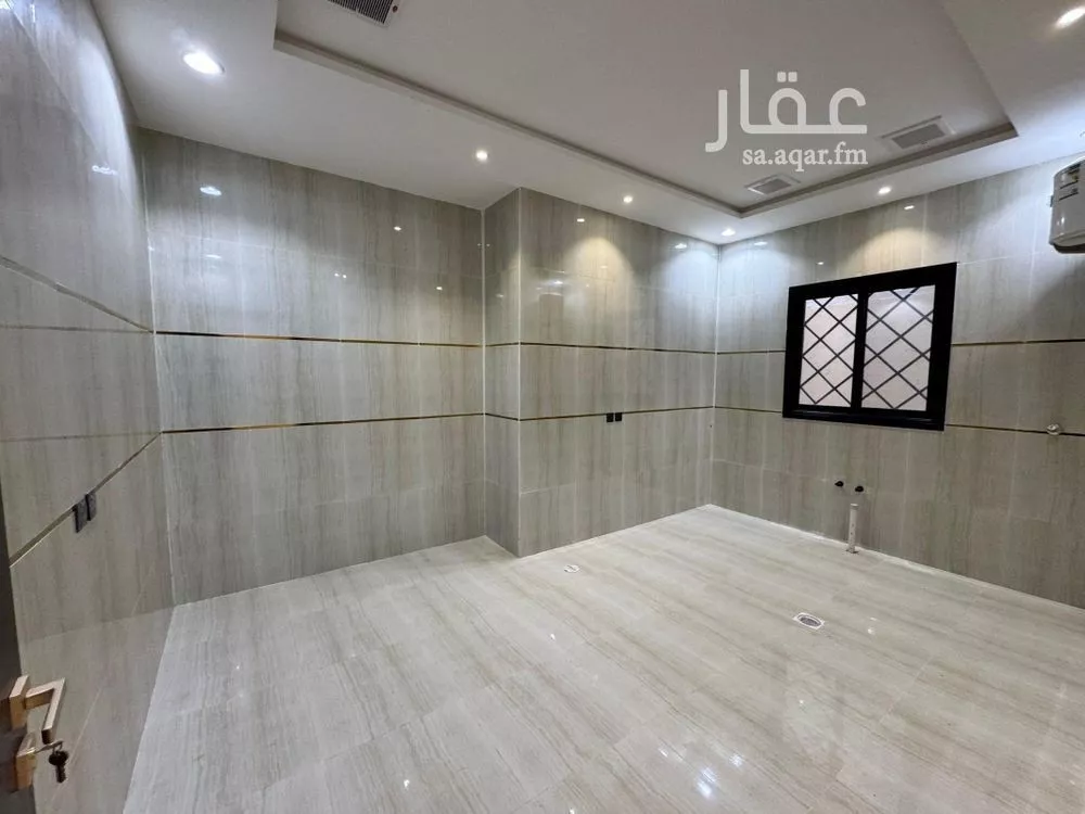 3 bedroom floor in Taibah 6