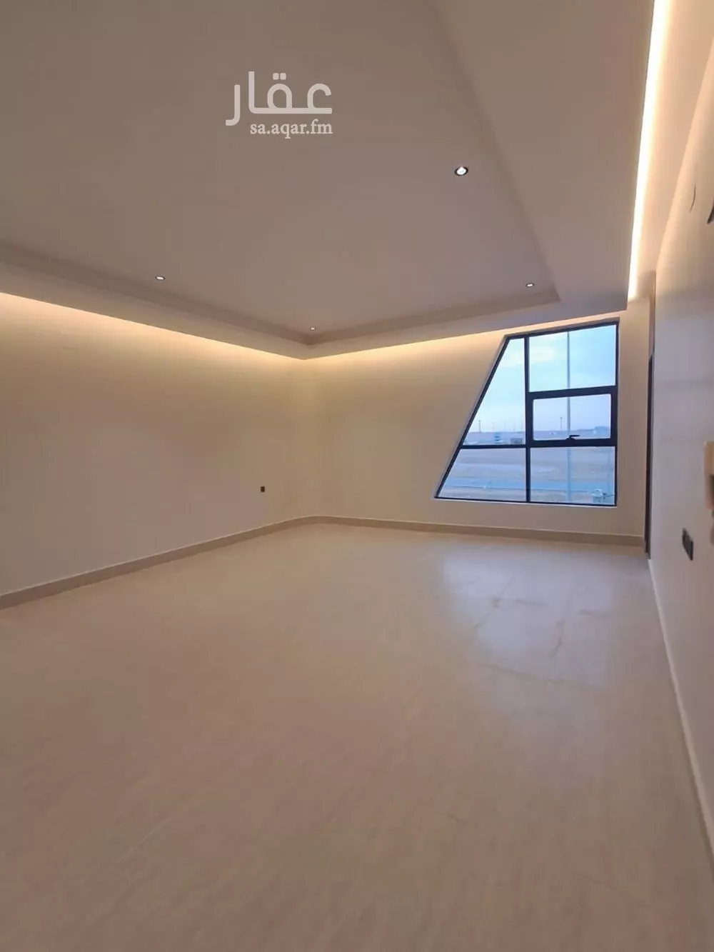 3 bedroom floor in Dirab 9