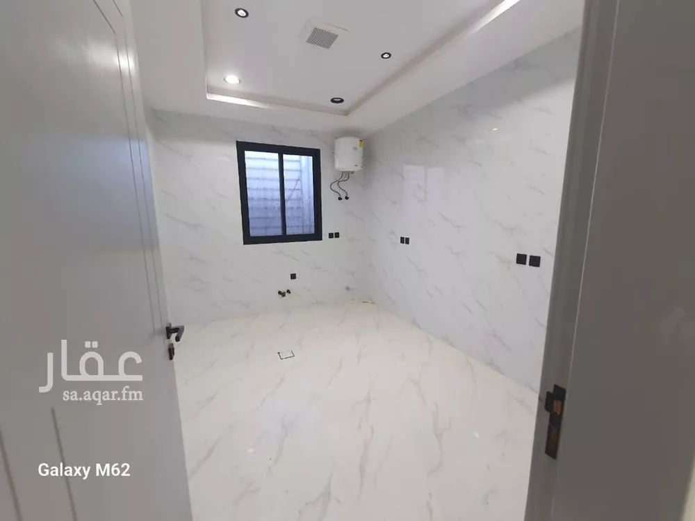 4 bedroom floor in Badr 15