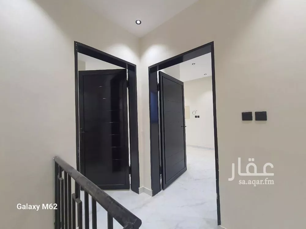 4 bedroom floor in Badr 8