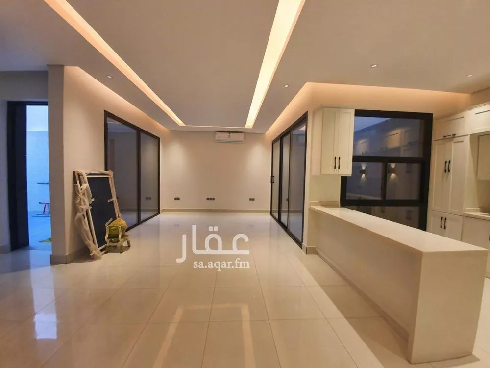 3 bedroom floor in Al Olaya 7