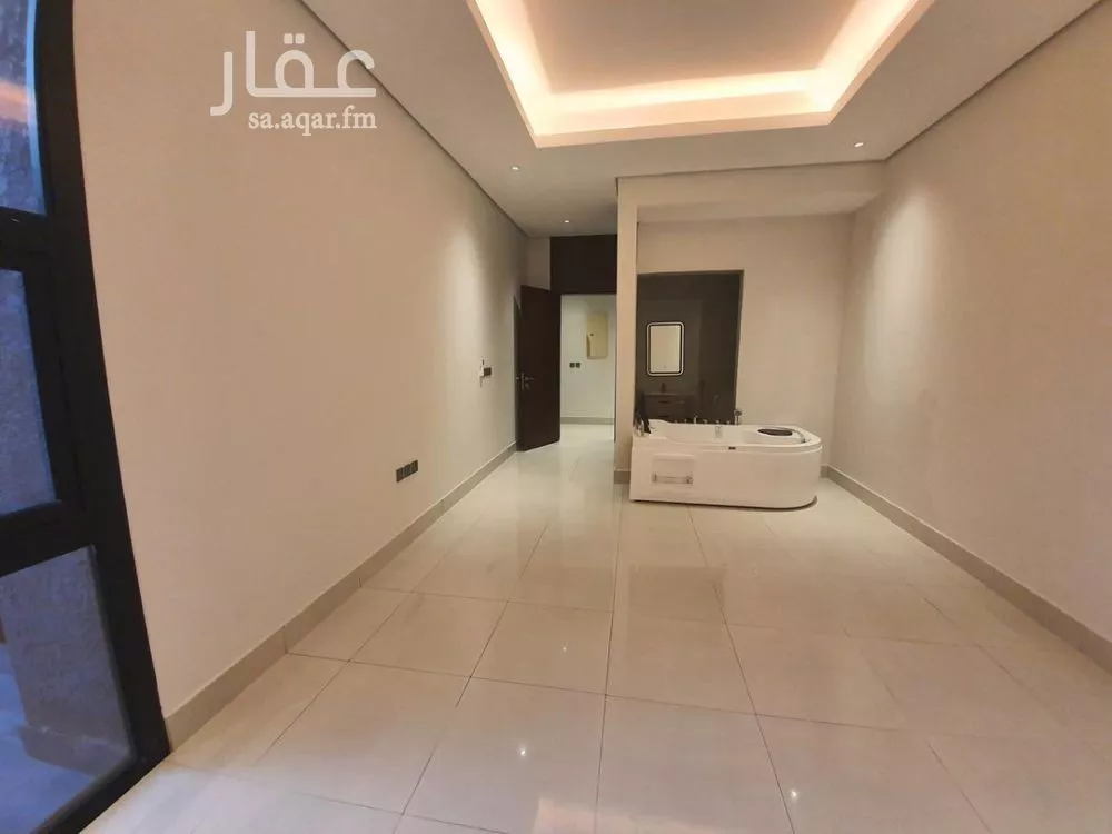 3 bedroom floor in Al Olaya 8