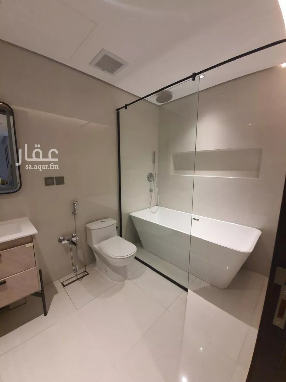 3 bedroom floor in Al Olaya 9
