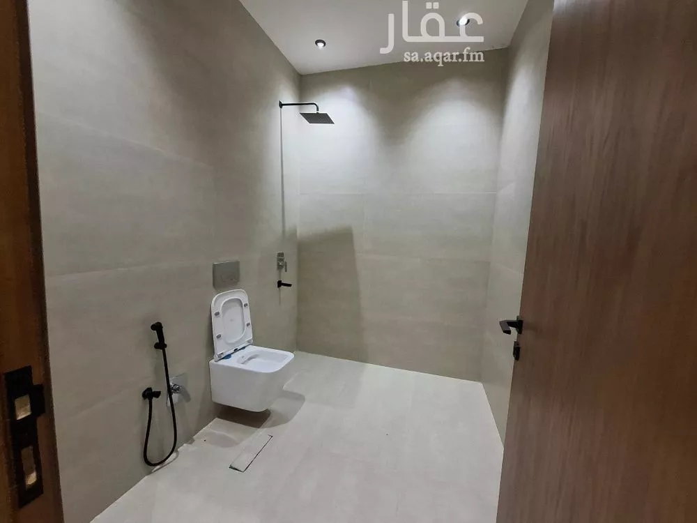 دور 5 غرف في عكاظ 14