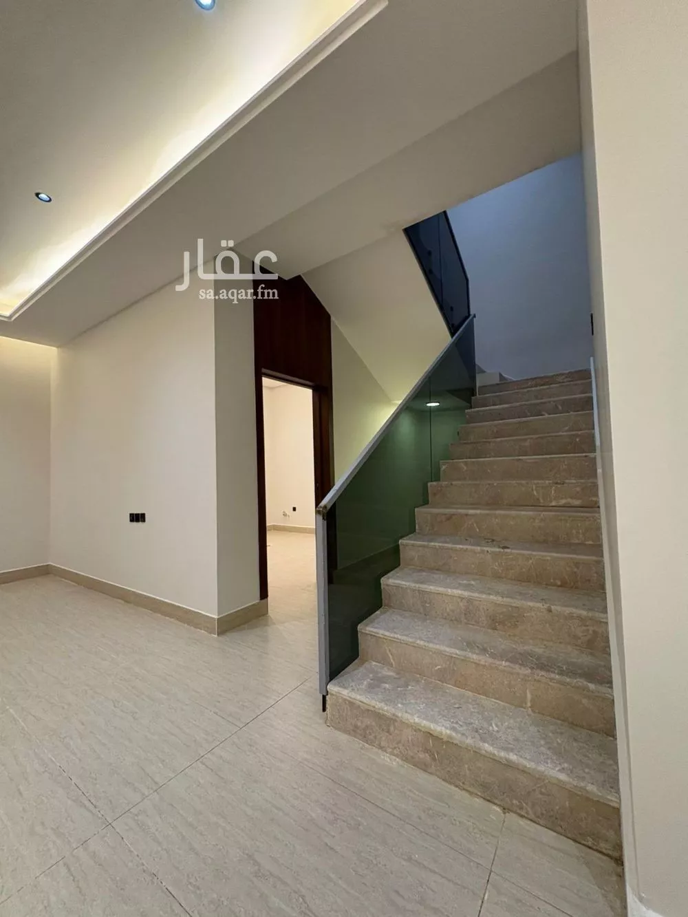 6 bedroom floor in Dirab 6