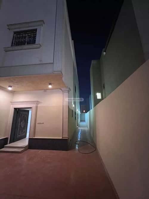 5 bedroom floor in Al Yasmin 2