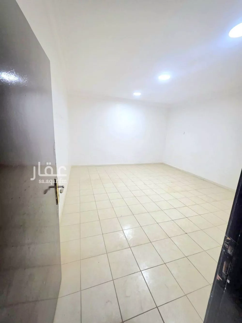 3 bedroom apartment in Granada, Riyadh 4