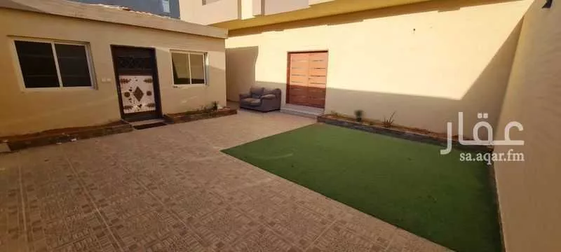 5 bedroom villa in Dhahrat Namar, Riyadh 10