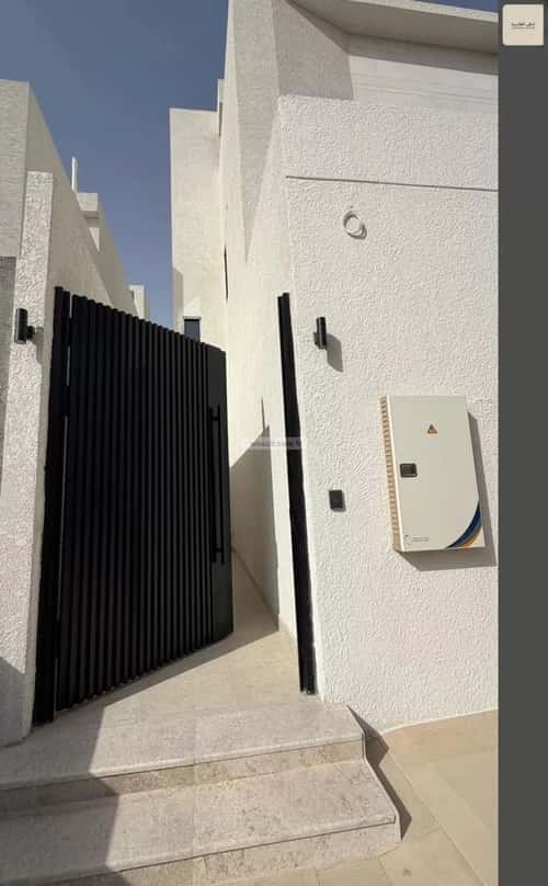 4 bedroom apartment in Al Yasmin 5