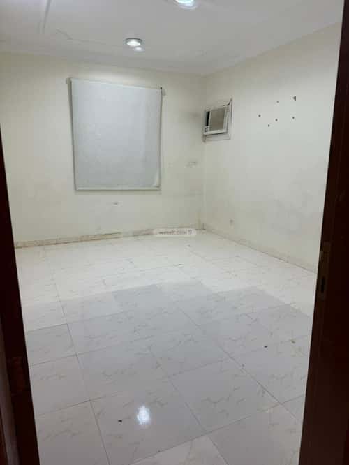 3 bedroom apartment in Dhahrat Laban 3