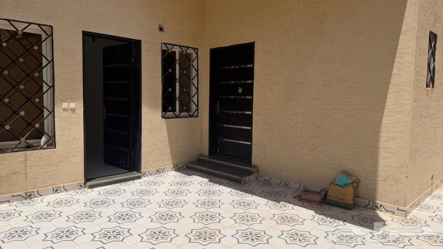 3 bedroom villa in Dirab, Riyadh 3