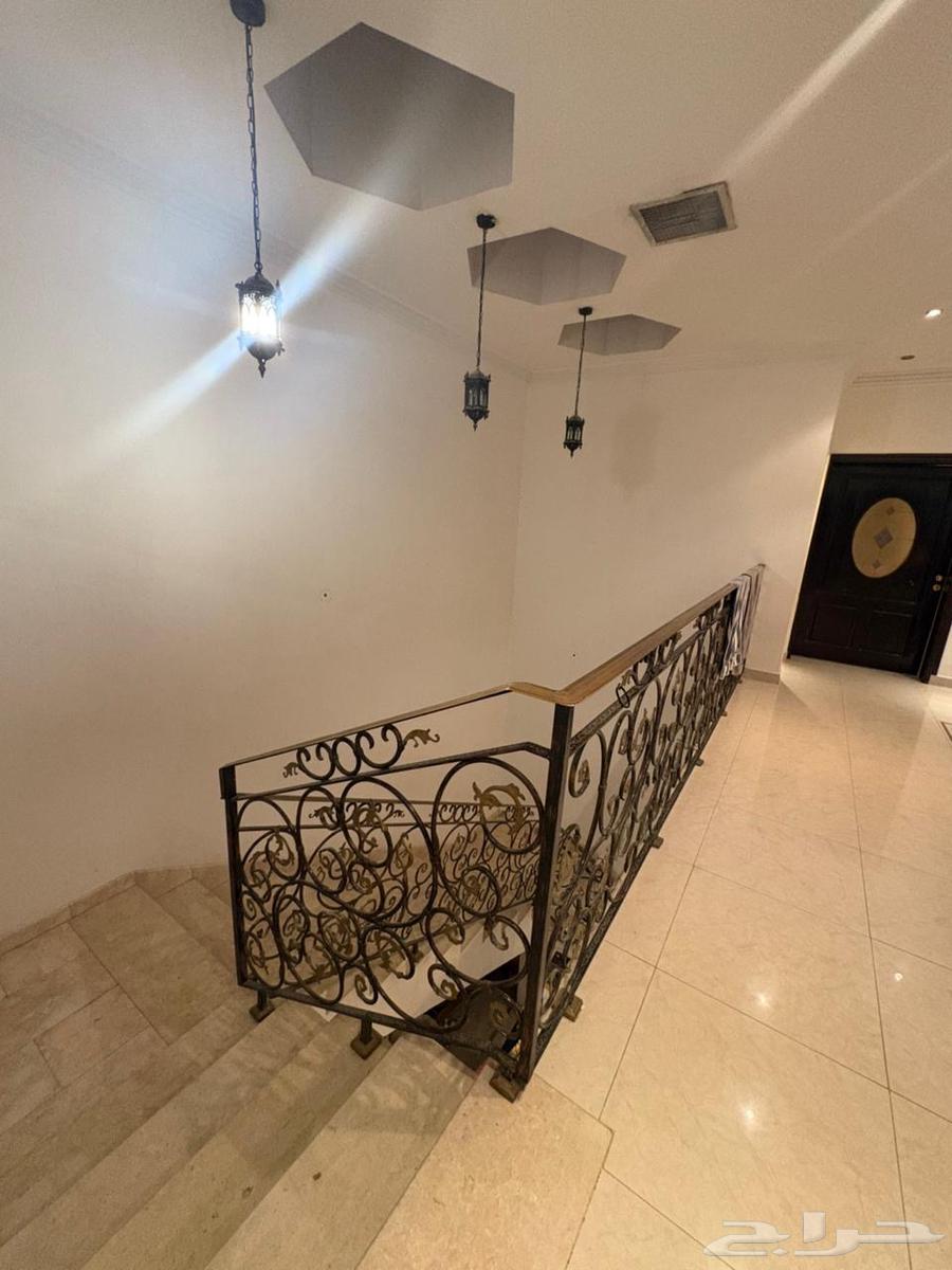 10 bedroom villa in Al Sahafah 6