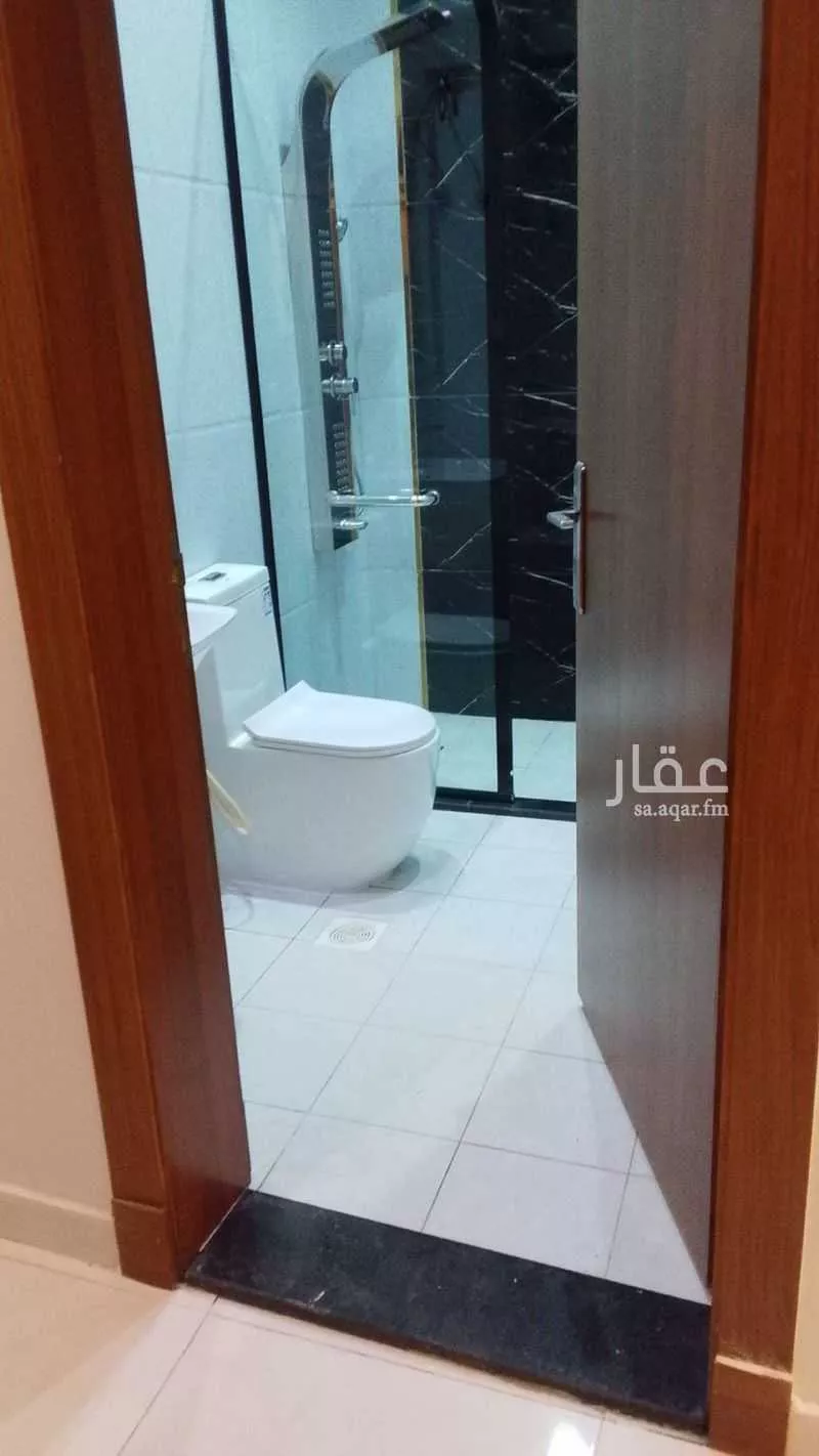 6 bedroom apartment in Al Rabwa 3