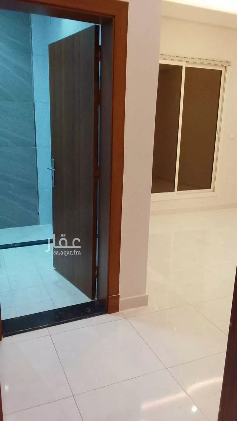 6 bedroom apartment in Al Rabwa 7