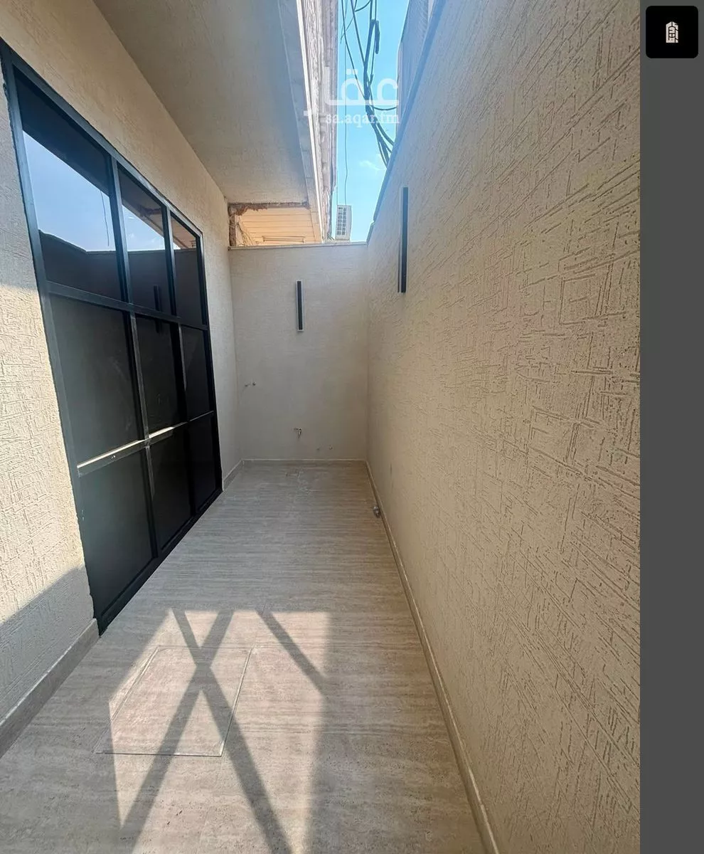 3 bedroom building in Al Rawabi, Riyadh 14