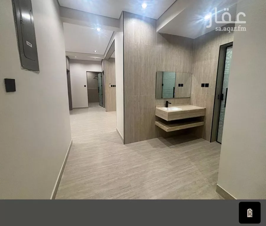 3 bedroom building in Al Rawabi, Riyadh 4