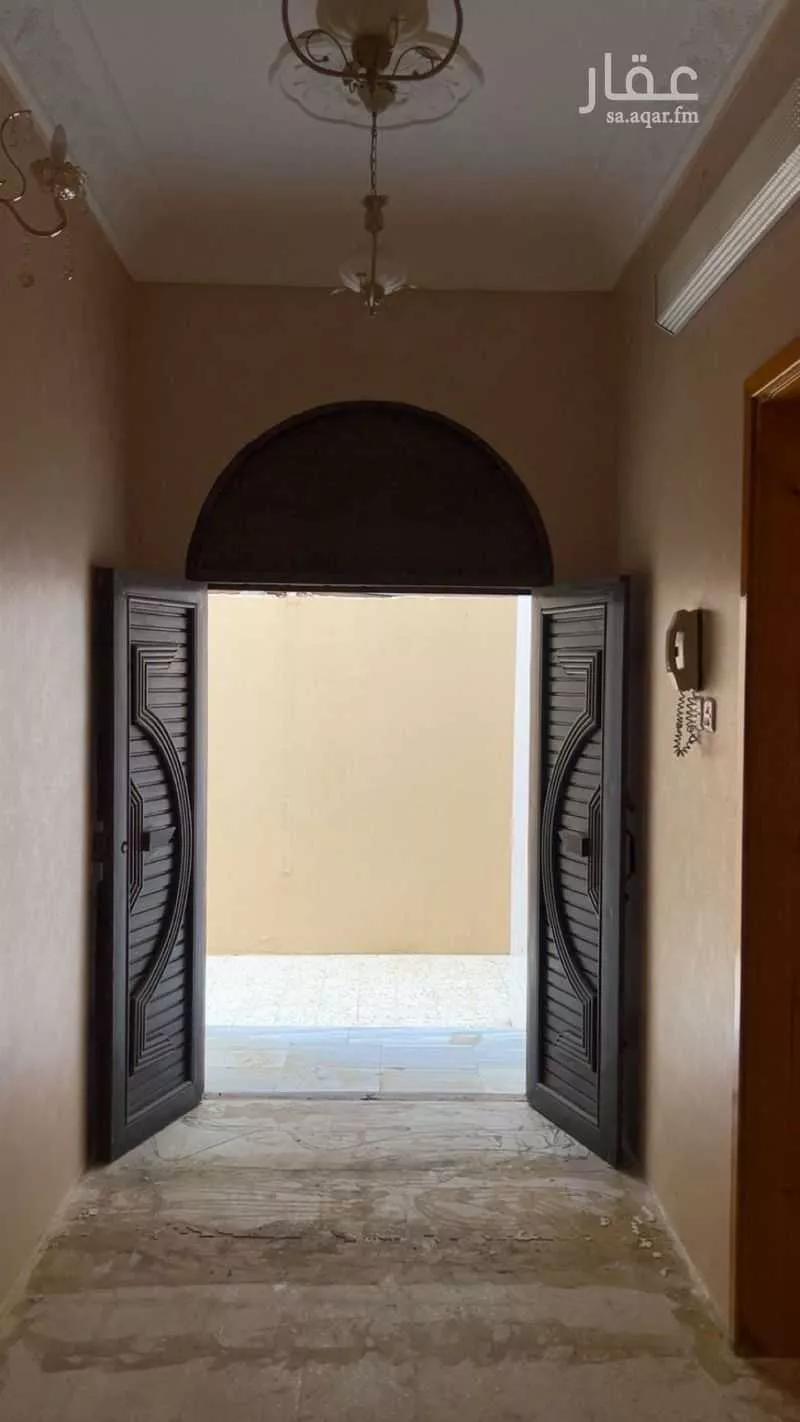 الطابق في القريقر