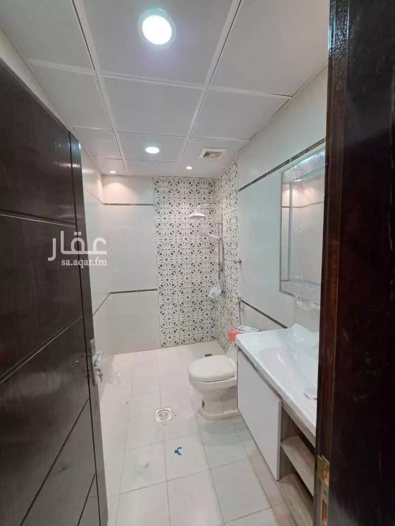 3 bedroom apartment in Al Rawabi, Madinah 7
