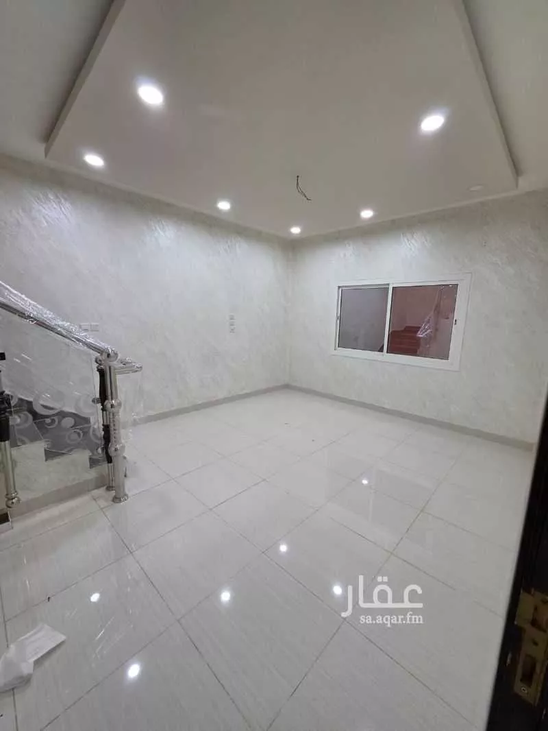 3 bedroom apartment in Al Rawabi, Madinah 3