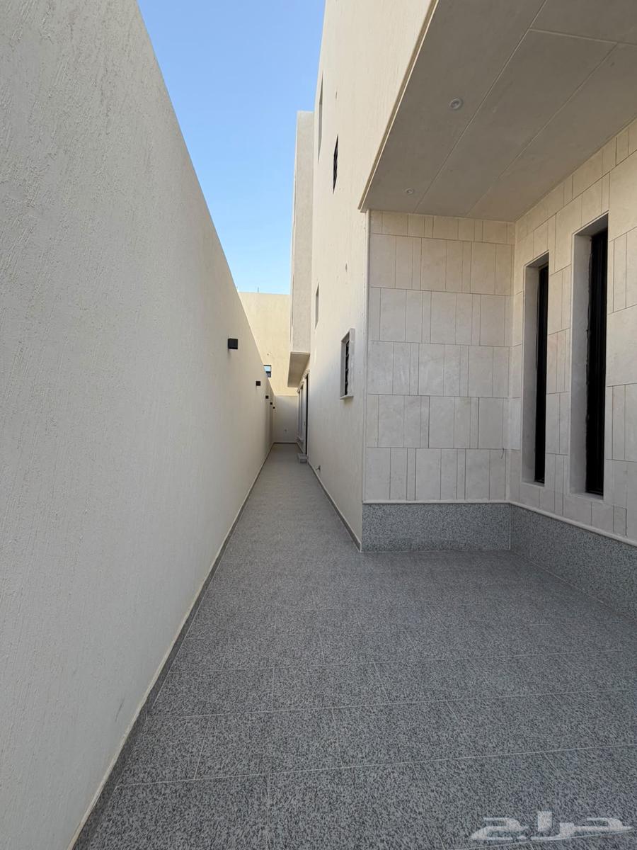 3 bedroom villa in Al Bayan, Riyadh 10