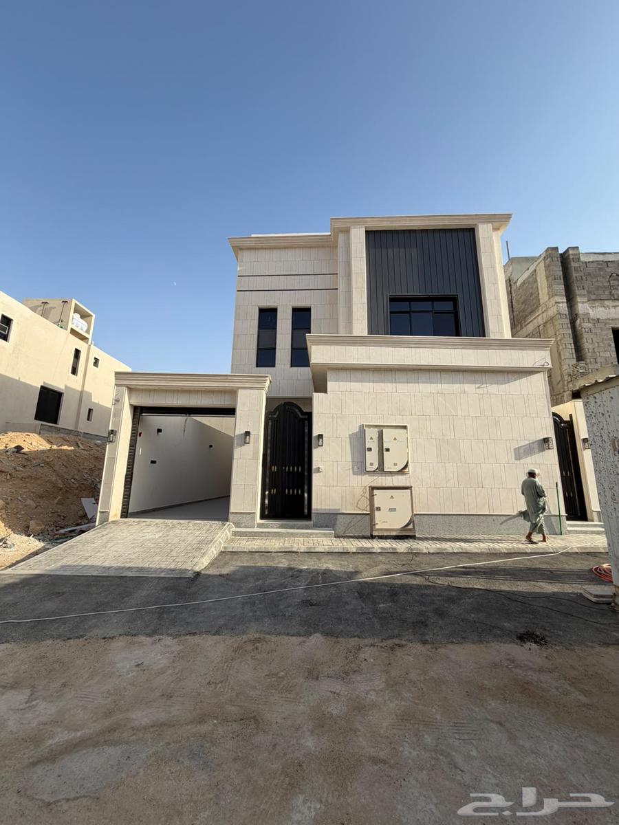3 bedroom villa in Al Bayan, Riyadh 14