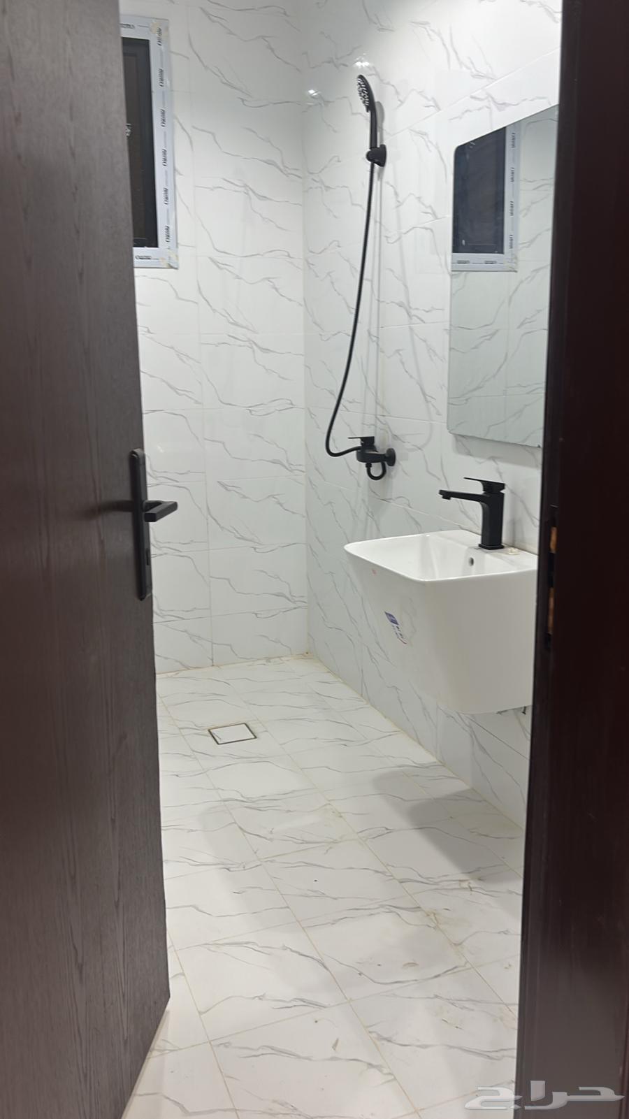 6 bedroom villa in Bahrah, Jeddah 25