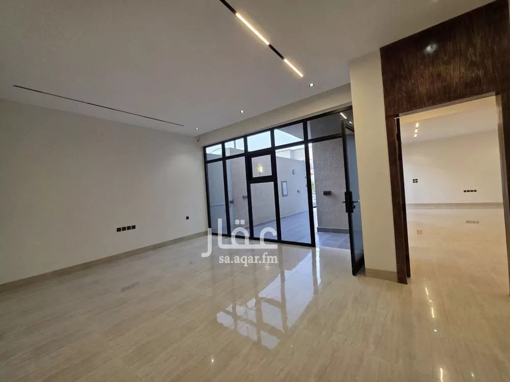 4 bedroom villa in Al Uraija Al Awsat, Riyadh 14