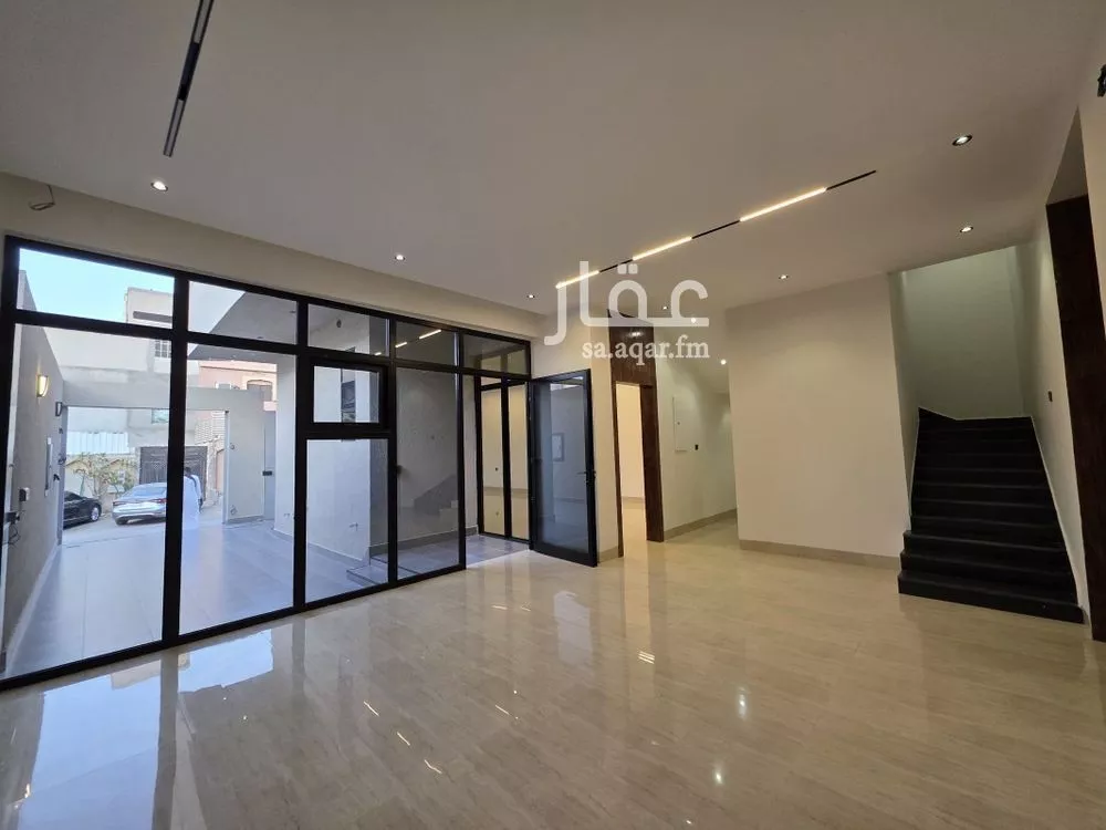 4 bedroom villa in Al Uraija Al Awsat, Riyadh 13