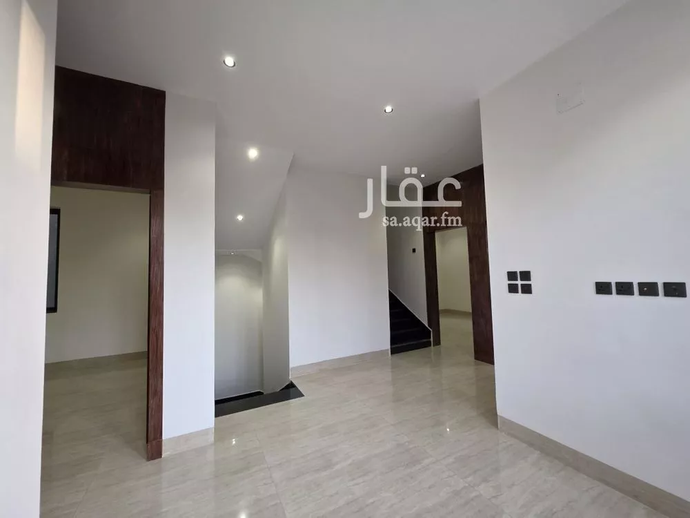 4 bedroom villa in Al Uraija Al Awsat, Riyadh 17