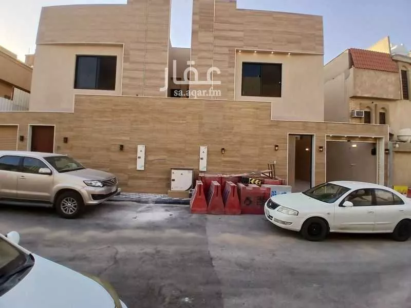 4 bedroom villa in Al Zahrah, Riyadh 9