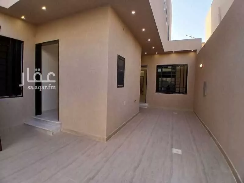 4 bedroom villa in Al Zahrah, Riyadh 8