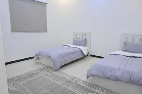 3 bedroom apartment in Al Malqa 9